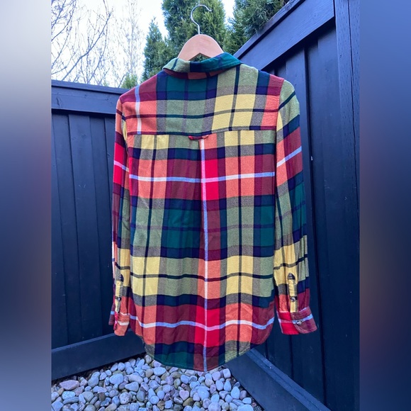 American Eagle Plaid Button Up - Picture 7 of 8